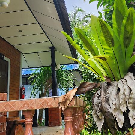 Lovely Lanta Resort Ко-Ланта Экстерьер фото